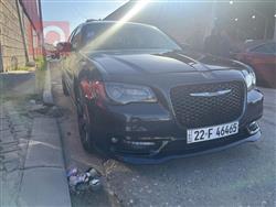 کرایسلەر 300